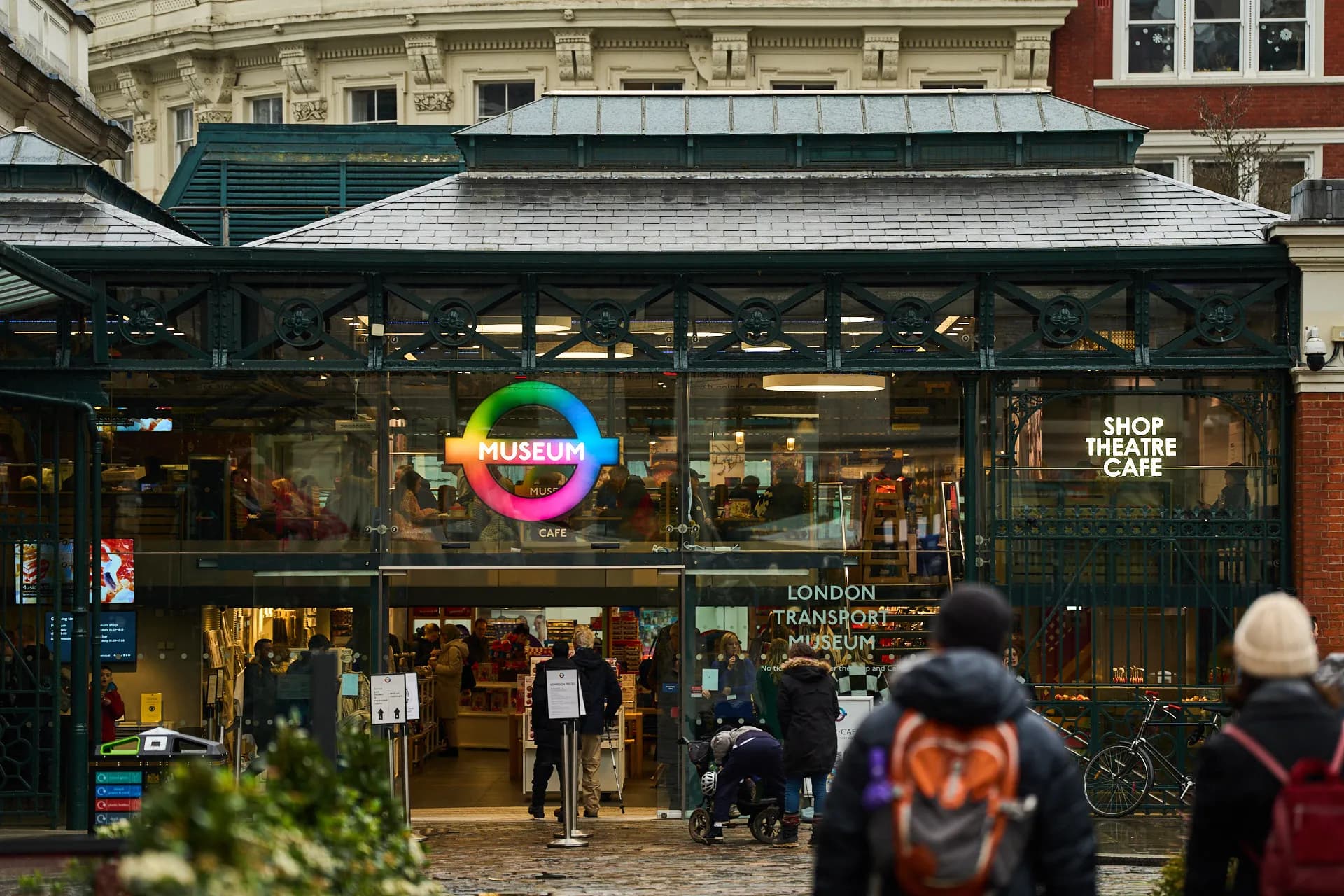 A Street Cat Named Bob (2016)